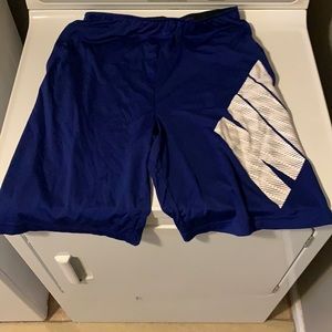 Nike  dri-fit.    Adult medium
